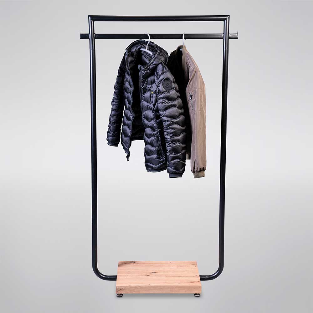 Design Standgarderobe in Schwarz mit Wildeiche - Veneziana