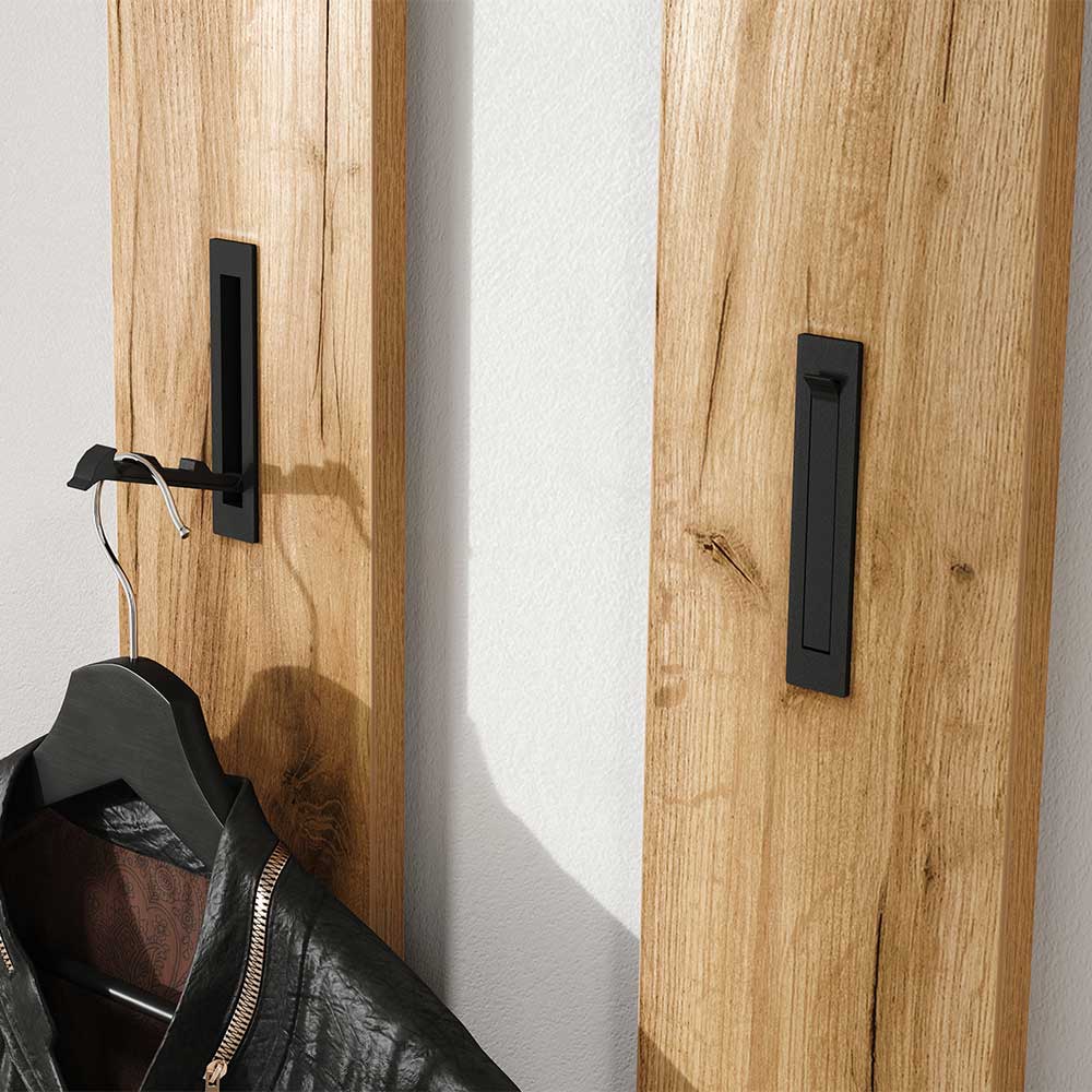 Schmale Garderobe mit drei Klapphaken - Huesca