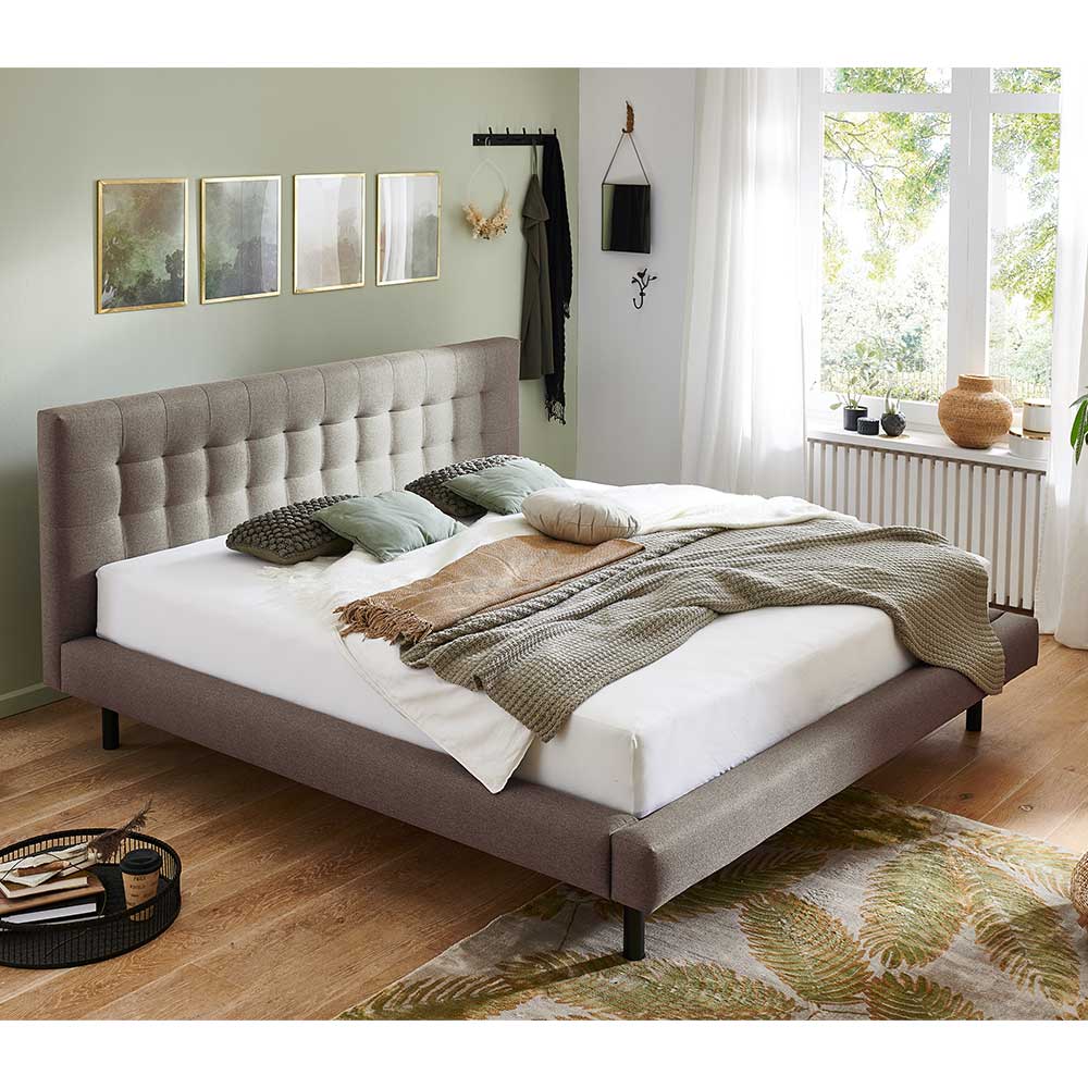 Hellbraunes Doppelbett mit Webstoff Bezug - Ebnion