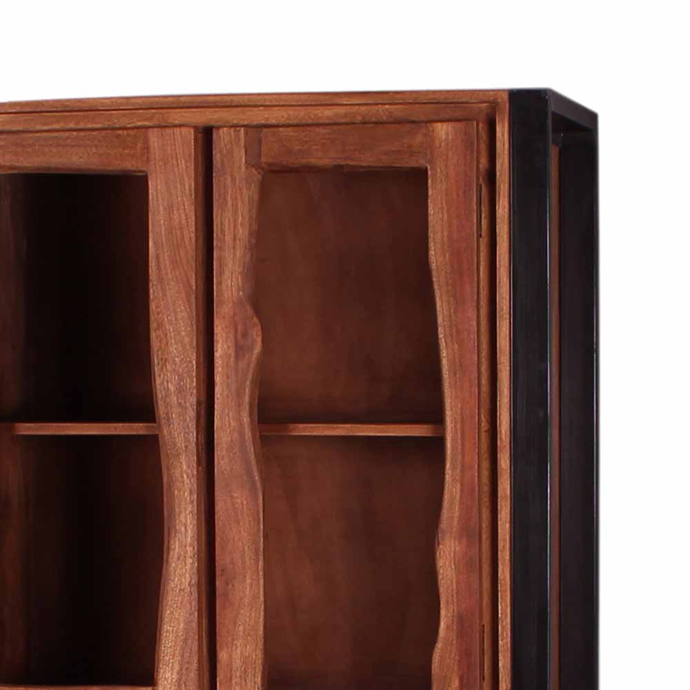 Industry Vitrinenschrank Smantana aus Holz Akazie Cognac