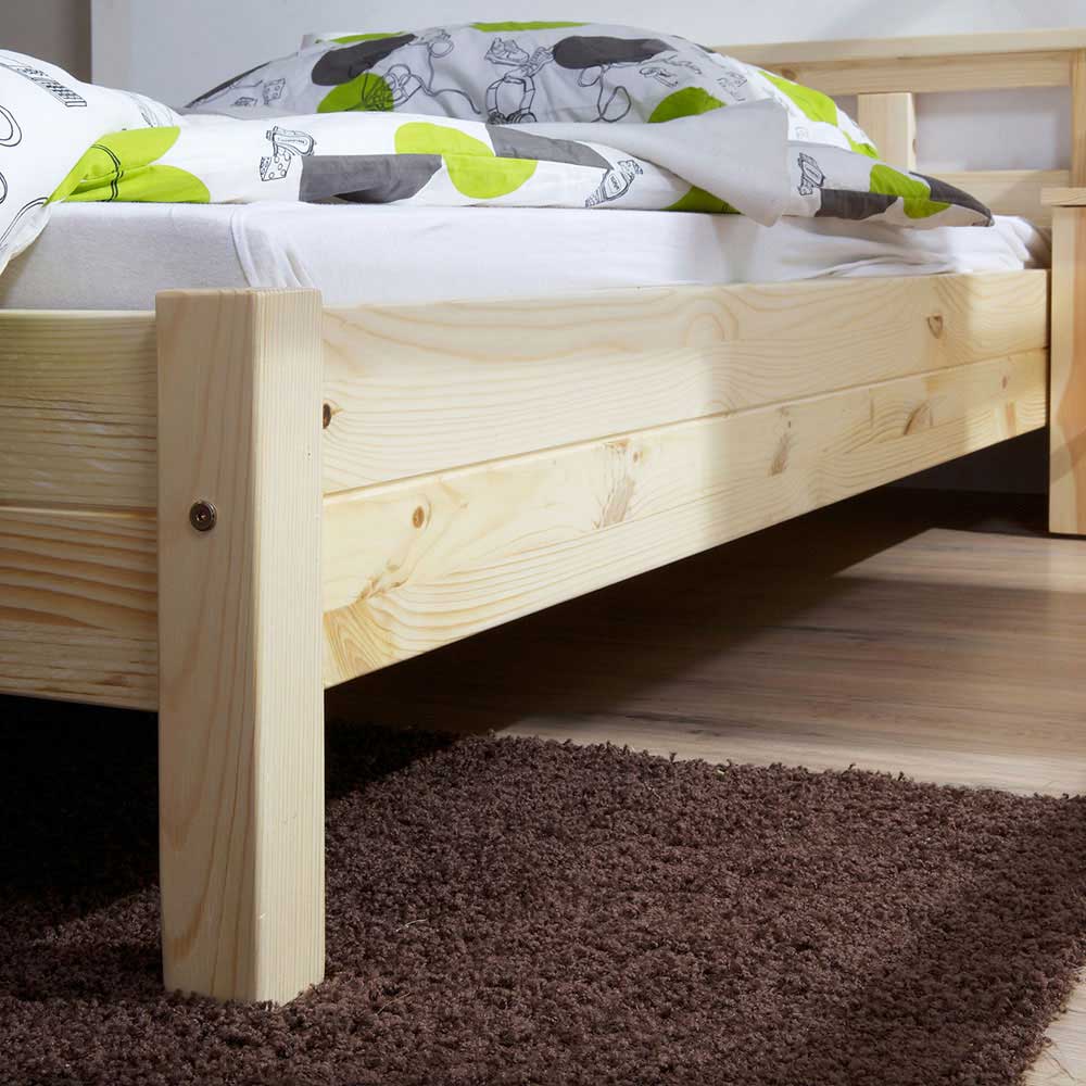 Futonbett Adalberto aus Kiefer Massivholz